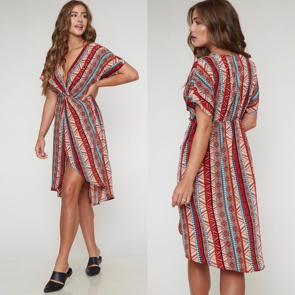 Aztec Red Teal Short Sleeve Tulip Hem Dress - Picture 9 of 11